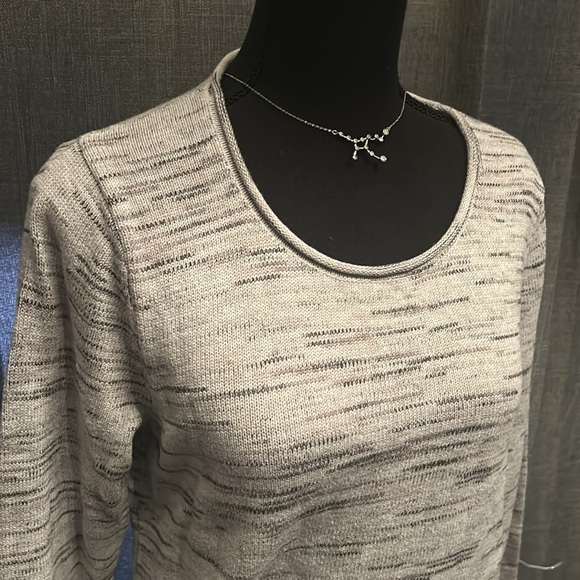 Gray and White Eddie Bauer Sweater - Picture 2 of 4